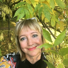 Маруся Белова, Санкт-Петербург