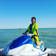 Арна Аманжолова, 28.07, Астана