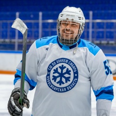 Макс Куропий, Новосибирск