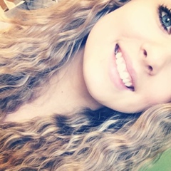 Daniella Semaan, 19.12.1996, Houston
