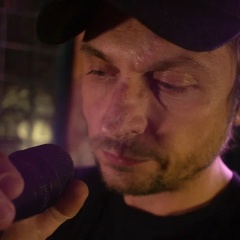 Максим Коршунов