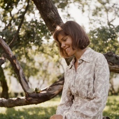 Ксения Тъ, 20.12.1987