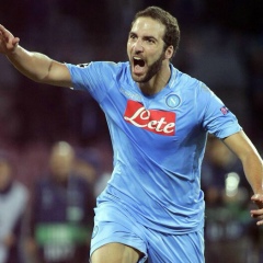 Gonsalo Higuain, 05.04