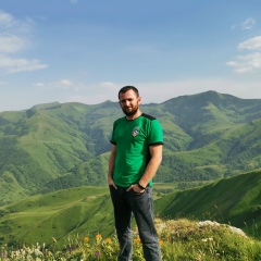 Заур Закаев, Грозный