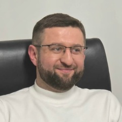 Рома Зуев, Москва