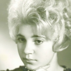 Елена Ласюкова