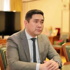 Айдын Сарыглар, Кызыл