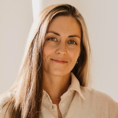 Евгения Мангутова, Москва