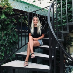 Оля Антонова, Санкт-Петербург