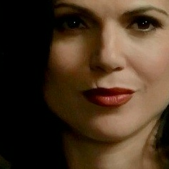 Regina Mills, 15.07.1977, New York City