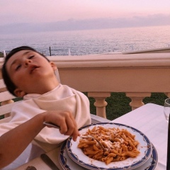 Венера Стамболцян, 04.12