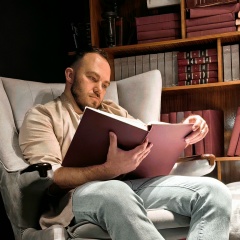 Андрей Успенский, Санкт-Петербург