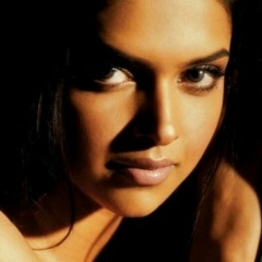 Νατα Ναταλί, Москва