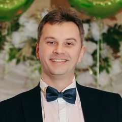 Максим Саженев