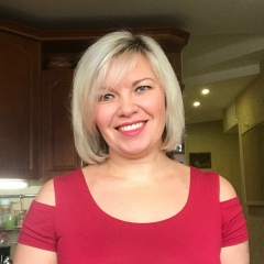 Юлия Новикова, Санкт-Петербург