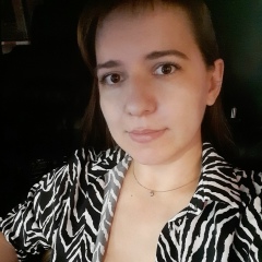 Елена Ушакова