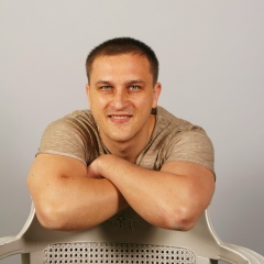 Миша Кардаш, Николаев