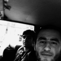 Hovo Petrosyan, Ереван