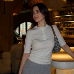Yana S