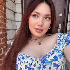 Мая Пчела
