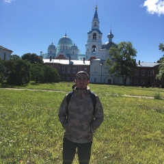 Роман Зарудний
