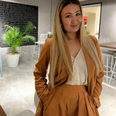 Сания Махмутова, Алматы