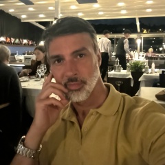 Артём Артём, Москва