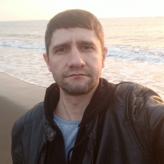 Олег Толстых