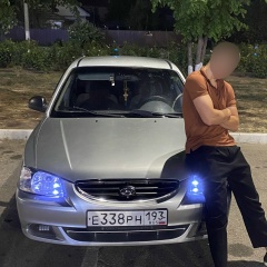 Артём Колесник