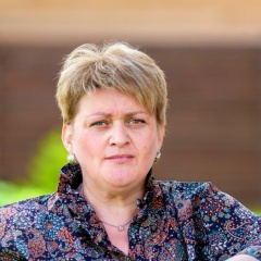Ирина Тесаловская, Санкт-Петербург