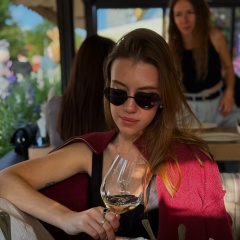 Ксения Долматова