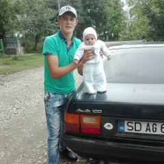 Роман Лазарев