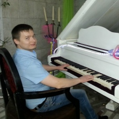 Роман Штенников, 17.03.1985, Новосибирск