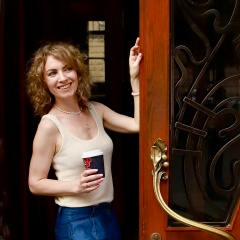 Лариса Гуляева, 05.12.1982, Москва