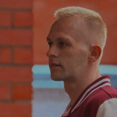 Денис Булах