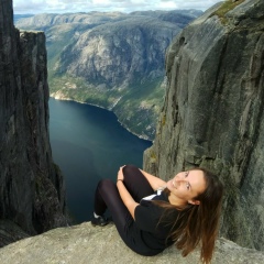 Евгения Микуцкая, Санкт-Петербург