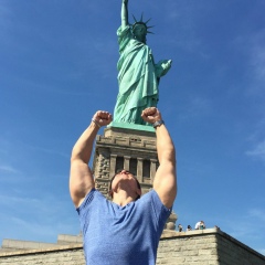 Happy Trueman, 27.03, New York City