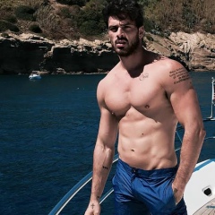 Jhon Grey, 25.02