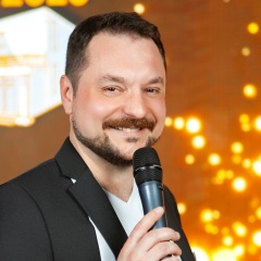Никитос Сазанов, Санкт-Петербург