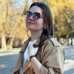 Елена Шароварина, Москва