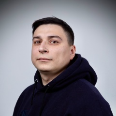 Денис Лебедев