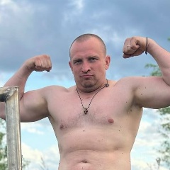 Максим Валерьевеч, 04.10.1944