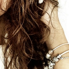 Jasmine Simpson, 15.09.1987