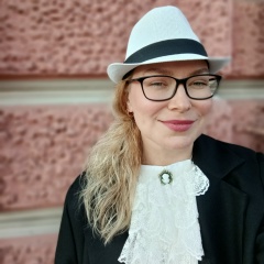 Miki Michaels, Санкт-Петербург