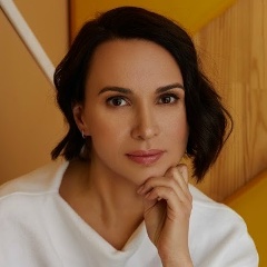 Елена Двегубская, Москва