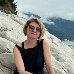 Юлия Костенкова, Санкт-Петербург