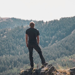 Виталя Супермэнов