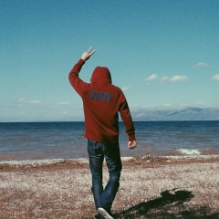 Shera Junushev, Бишкек