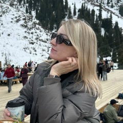 Юлия Лозовая, Санкт-Петербург