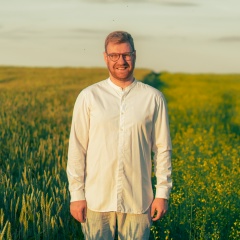 Александр Володин